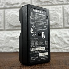 Fujifilm BC-40 NP-40 Battery Charger FinePix F470 V10 J50 F700 Digital Camera