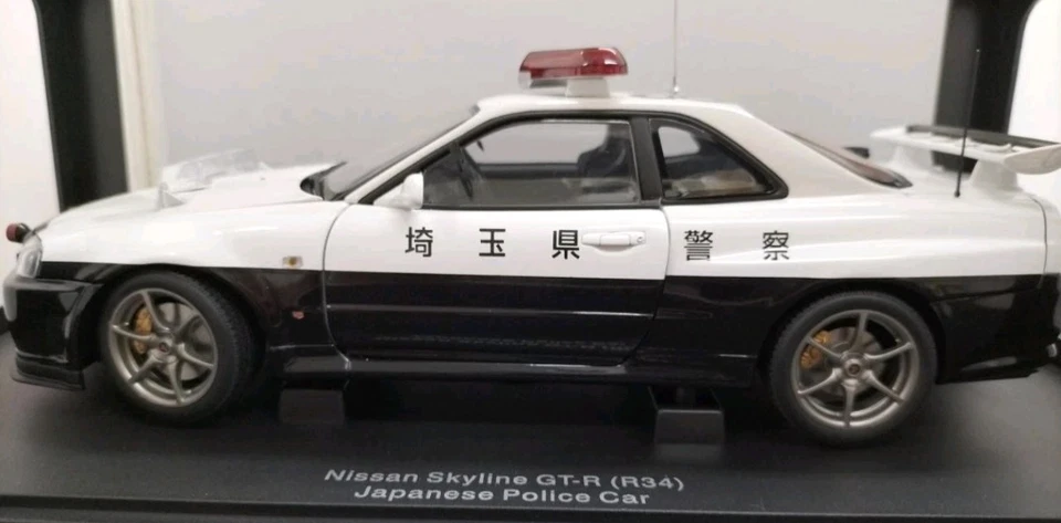 AUTOART JAPANESE POLICE AR Saitama Prefectural Police#806 NISSAN SKYLINE GT-Rr34 - Image 4 of 4