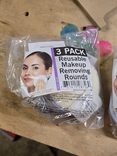 SAIE Set of 3 Reusable Beauty Rounds Face Makeup Remover Facial Pads New Sealed!