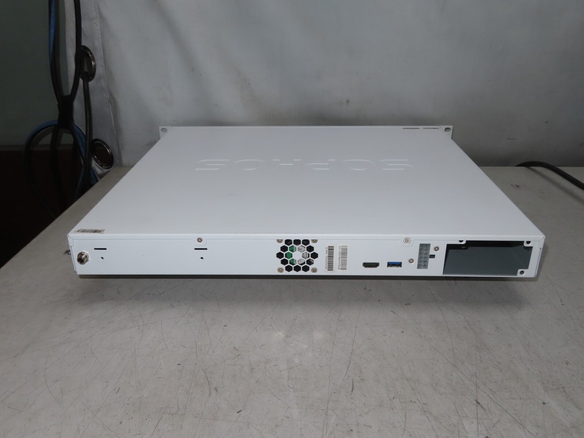 Mini PC Sophos SG 115 Rev. 3 - 4 Go DDR3 - 4xGbE - 1 SSD M.2 64Go - no