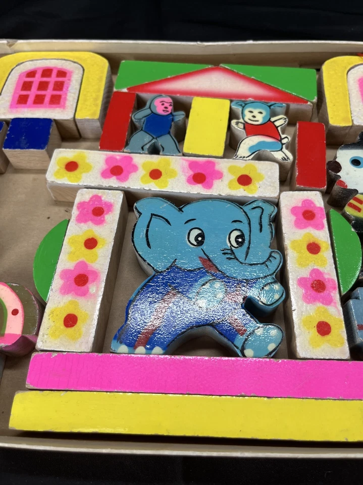 Vintage Wooden Puzzle Playground Animals 33 pieces - Image 3 of 4