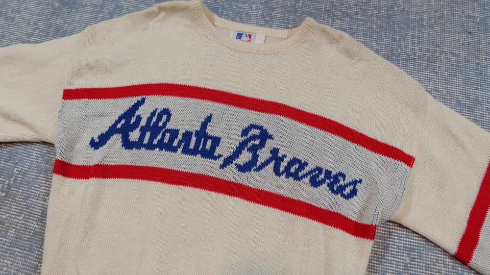 NOS vintage Cliff Engle Atlanta Braves sweater, size S, knit, 80s, FLAWS - Image 4 of 4