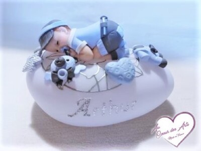 Leuchtrolle Baby Fimo Junge blau, grau und weiß.