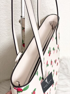ケイトスペード Sticky Situation ストロベリーチューインガム ケイトスペード Sticky Situation ストロベリーチューインガム