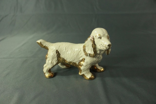 Vintage Ceramic Dog Cocker Spaniel Figurine Cream and Gold 7