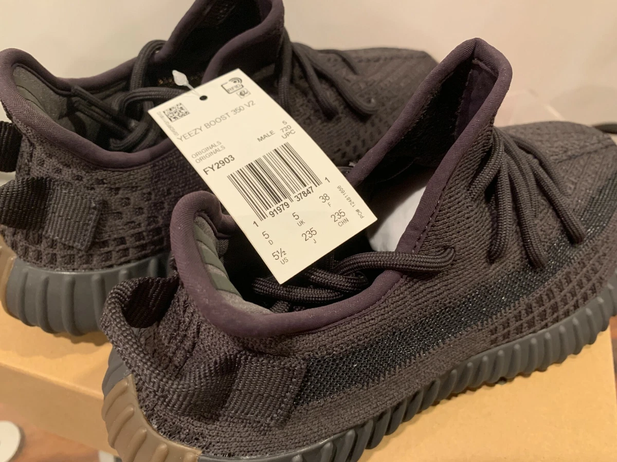 New black shop yeezy