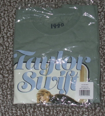 TAYLOR SWIFT 1989 PHOTO LONG SLEEVE VAULT GREEN M SHIRT BLANK SPACE SHAKE IT OFF