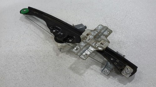 2010 Chevy Traverse Front Door Window Regulator Left - Picture 2 of 12
