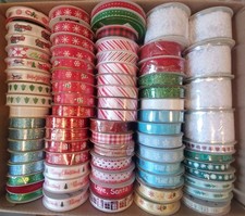 Christmas Ribbon Multiple Sizes Colors 3/8" to 2" Lot of 74 Wired Glitter