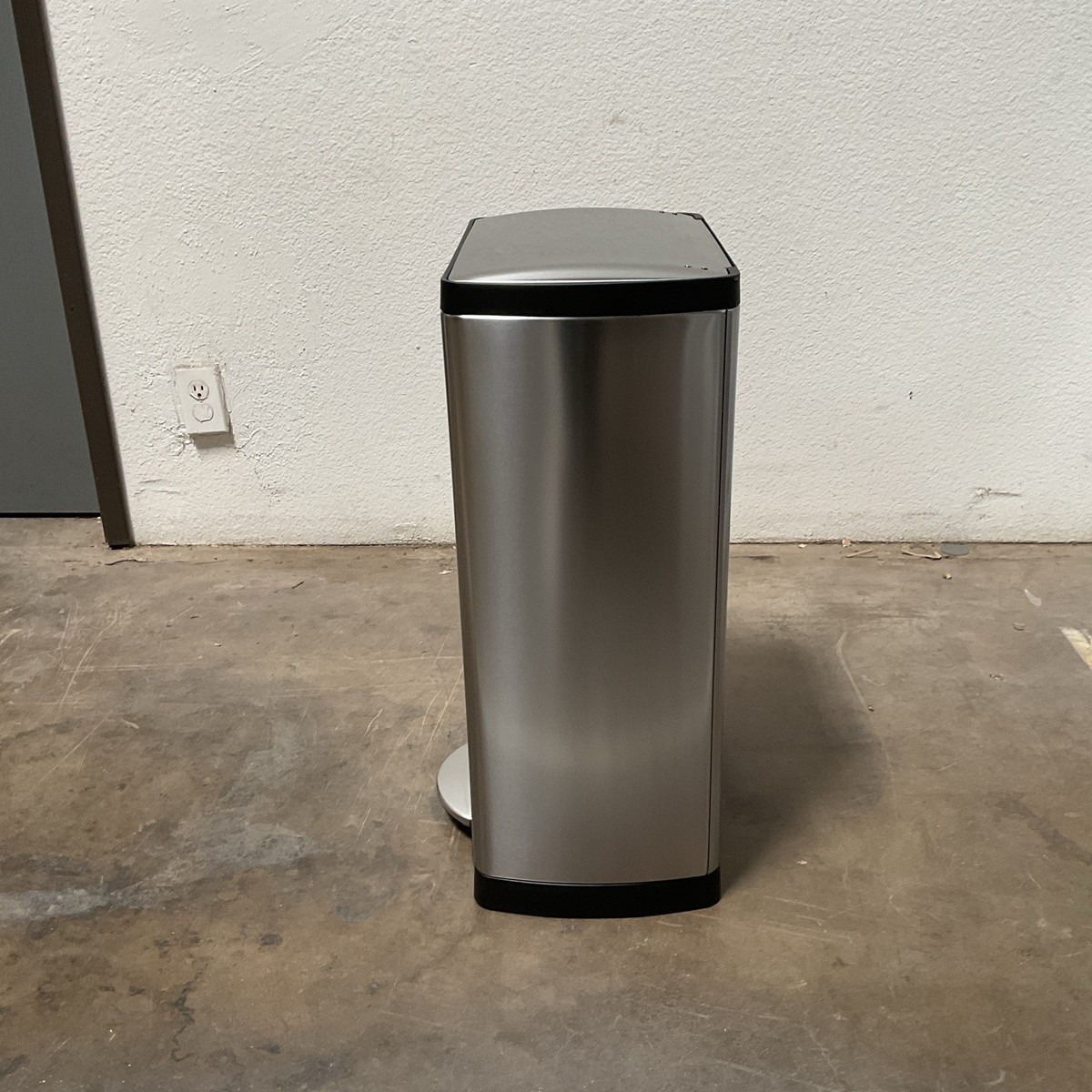 simplehuman 38 Liter CW1814 Rectangular Step Trash Brushed