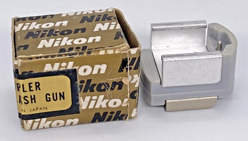 Acoplador de unidad de flash Nikon AS-1 tipo 1 adaptador de zapata serie F/F2 cámaras caja rara Foto 3 de 4
