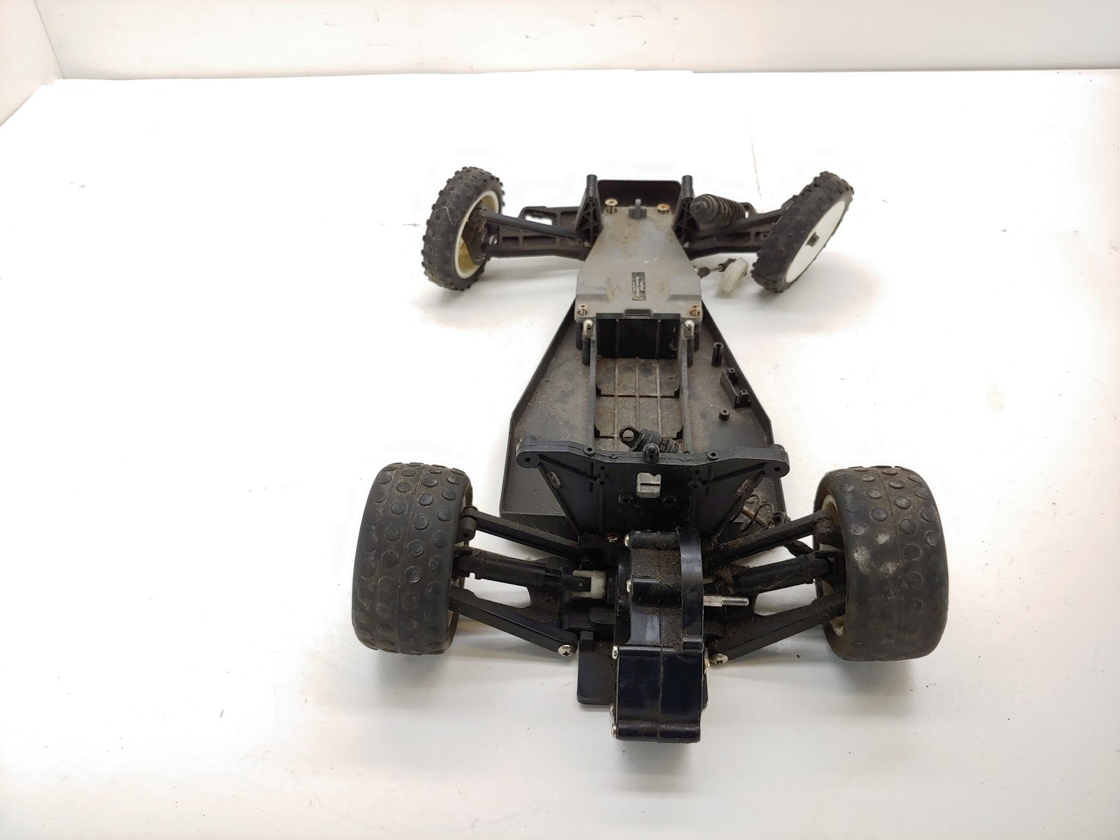 Vintage Old Incomplete Traxxas Bandit 1/10 2wd Buggy Roller Slider Chassis Used