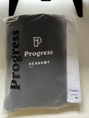 Progress The Kids Academy Gi - schwarz (mit gratis weißem Gürtel) M1, brandneu versiegelt