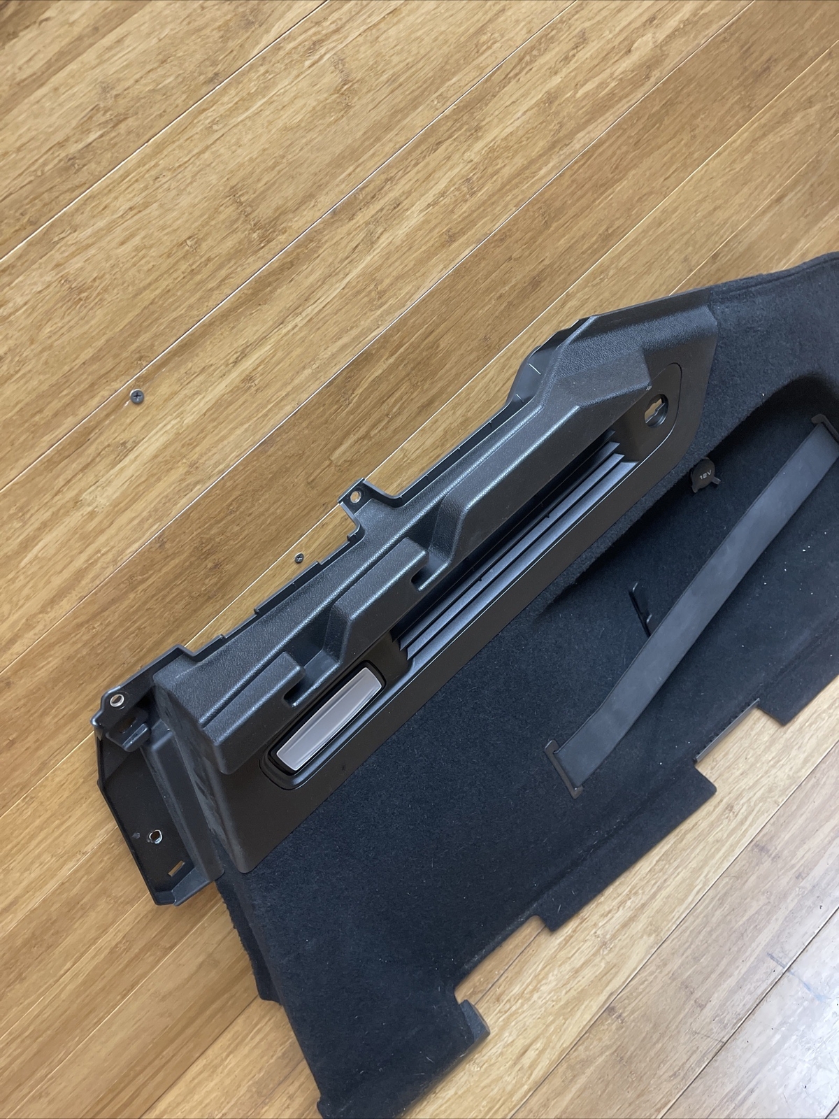 2017-2022 Maserati Levante Right Trunk Lid Trim Panel 06700983800 OEM
