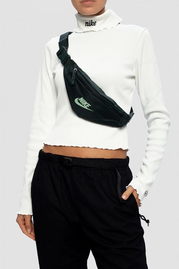 Discover 179+ adidas waist bag india xkldase.edu.vn