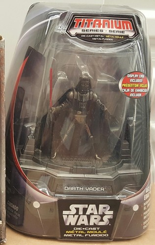Star Wars - Titanium Series (Diecast) - Darth Vader 3.75" Titanium Figure - Picture 6 of 6