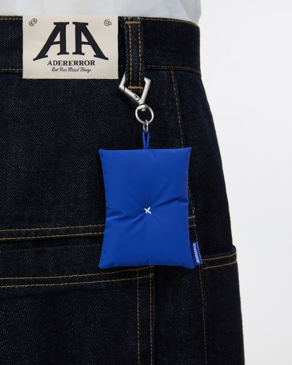 Ader Error Pillow keyring Z-Blue (BN11FYGS1205BL), Keyholder