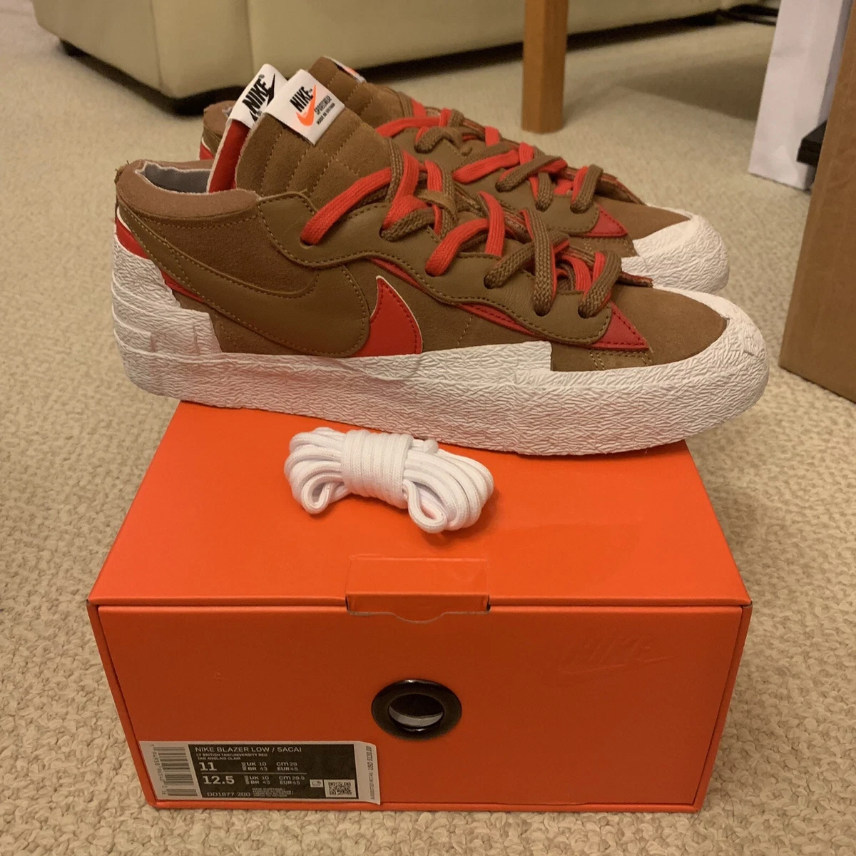 Nike sacai blazer best sale uk