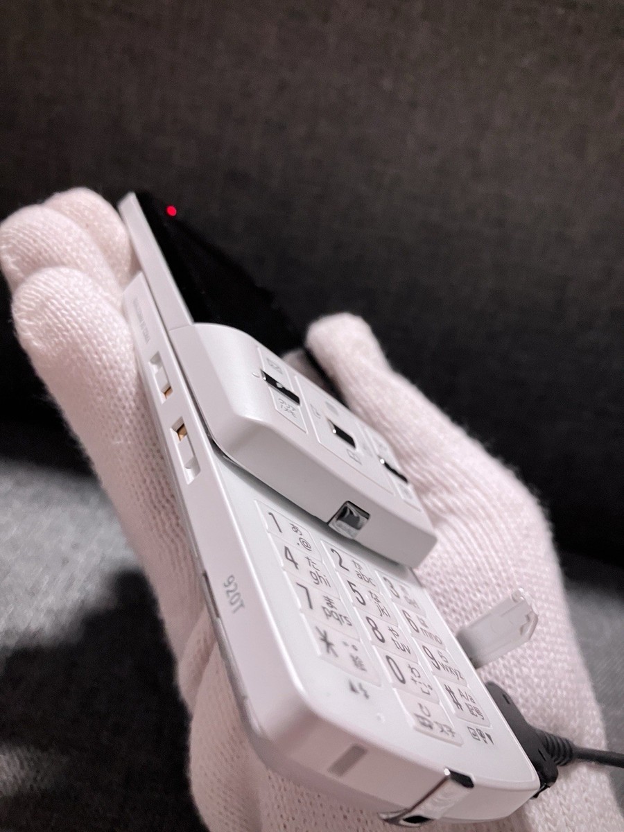 RARE AND TESTED] Toshiba 920T - Slide phone (garakei keitai