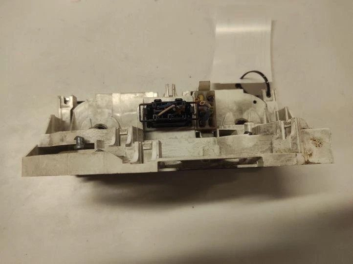 VW GOLF IV Variant 1J5 Altre Centraline 1J0820045F 1.9 Diesel 81kw 27030822 - Immagine 4 di 4