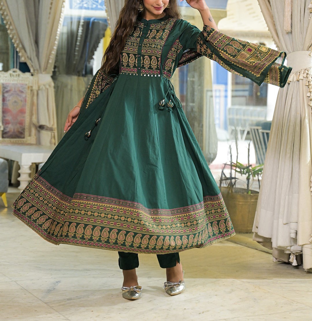 Green Paisley Print Cotton Anarkali Kurta Pant Dupatta Set Women