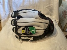 Mizuno FINCH Fastpitch Power Close 11" Fastpitch Softball RHT Glove GPP1105F3