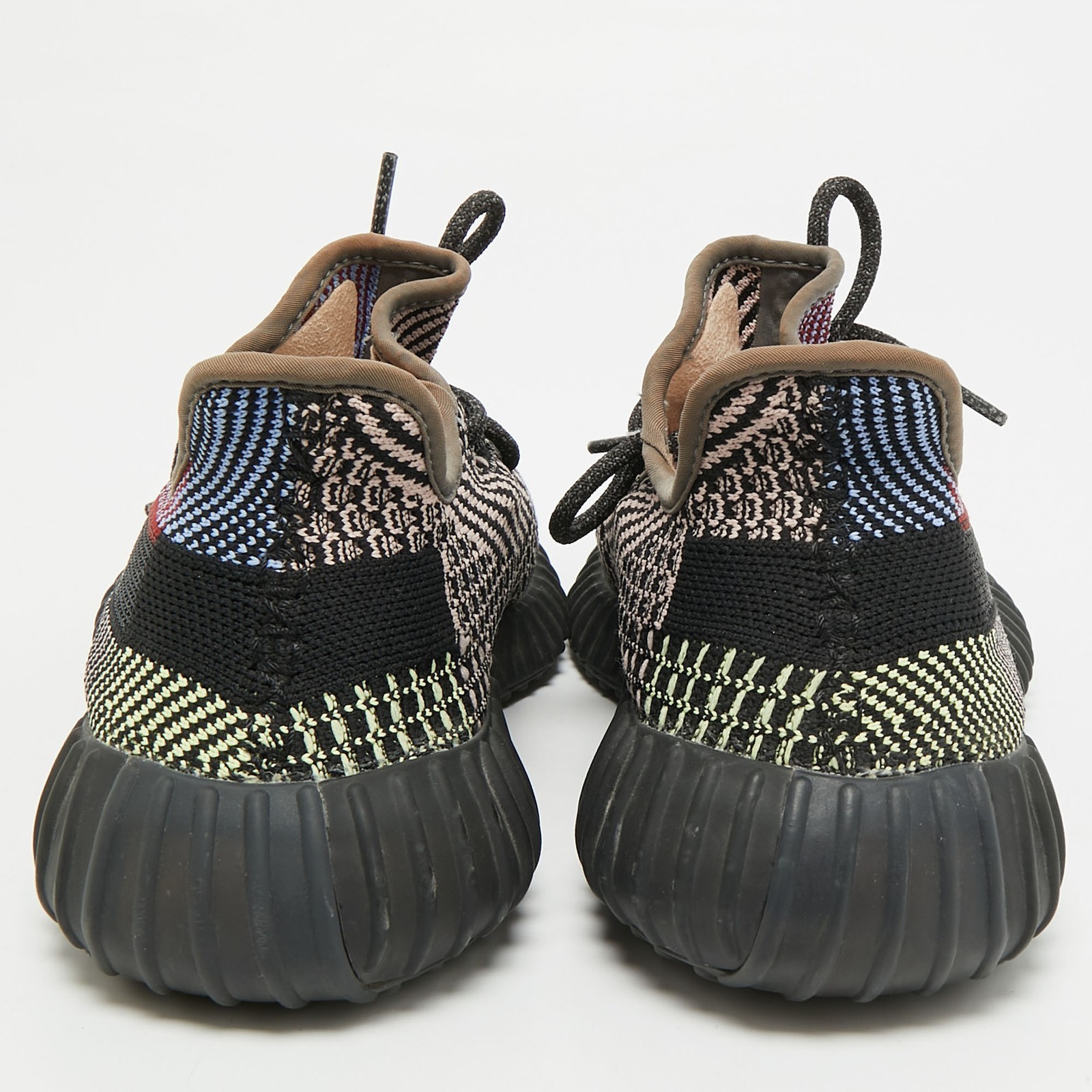 Yeezy x Adidas Boost 350 V2 Yecheil NonReflective Size 40 23 Multicolor Knit image 5