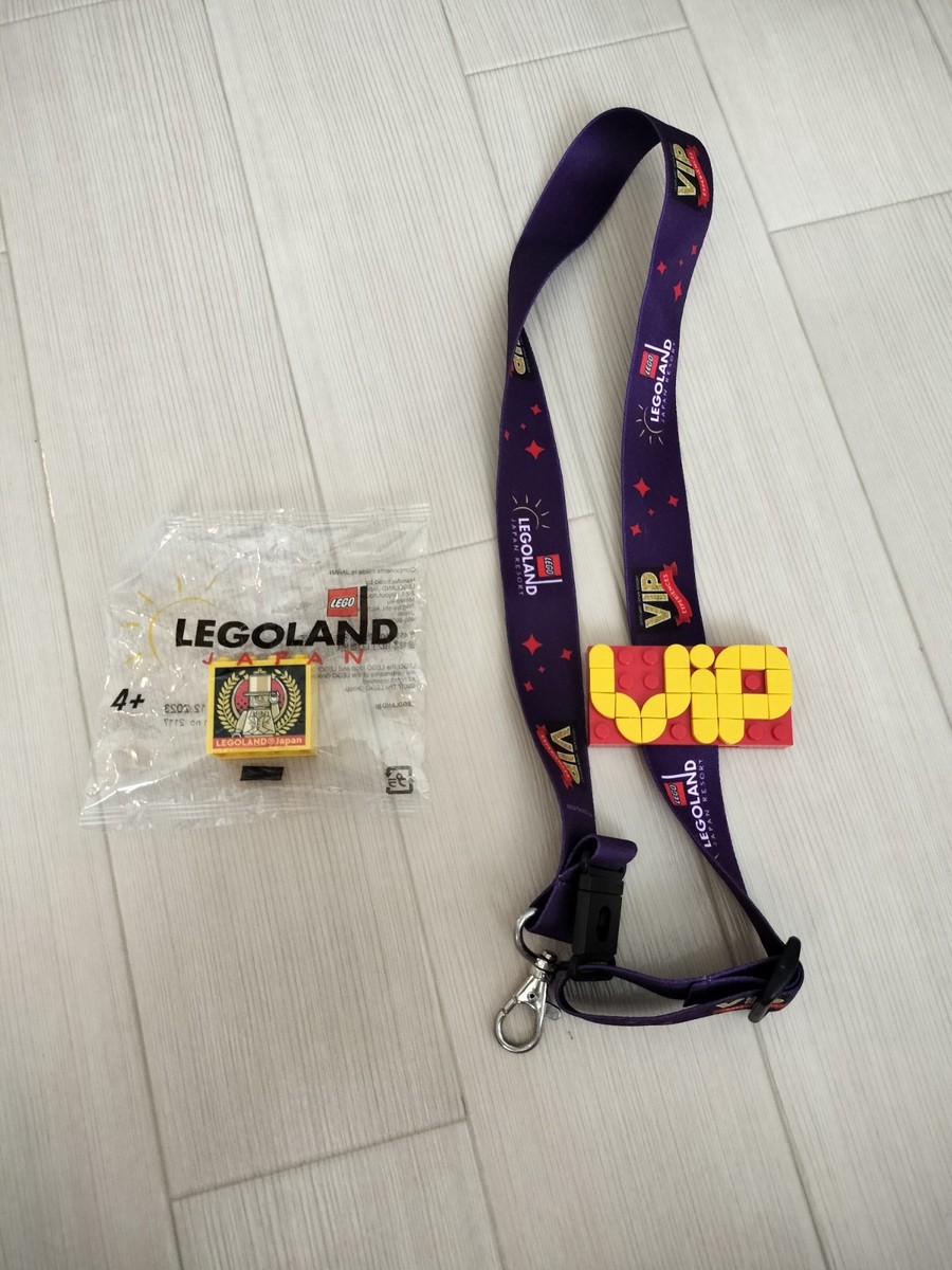 LEGO Legoland Japan VIP Tour Limited Factory Block Mr.GOLD & Strap 