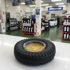 Vtg Bridgestone Tire ashtray cool tread 6in diameter Made in Japan