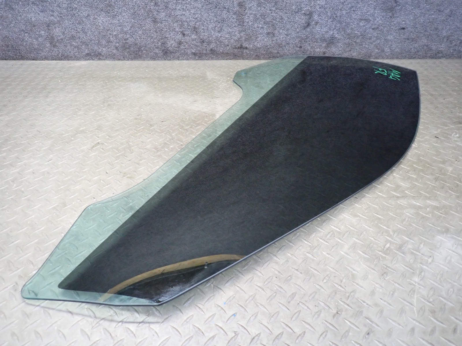 2008-2019 MASERATI GRANTURISMO M145 RIGHT DOOR GLASS WINDOW