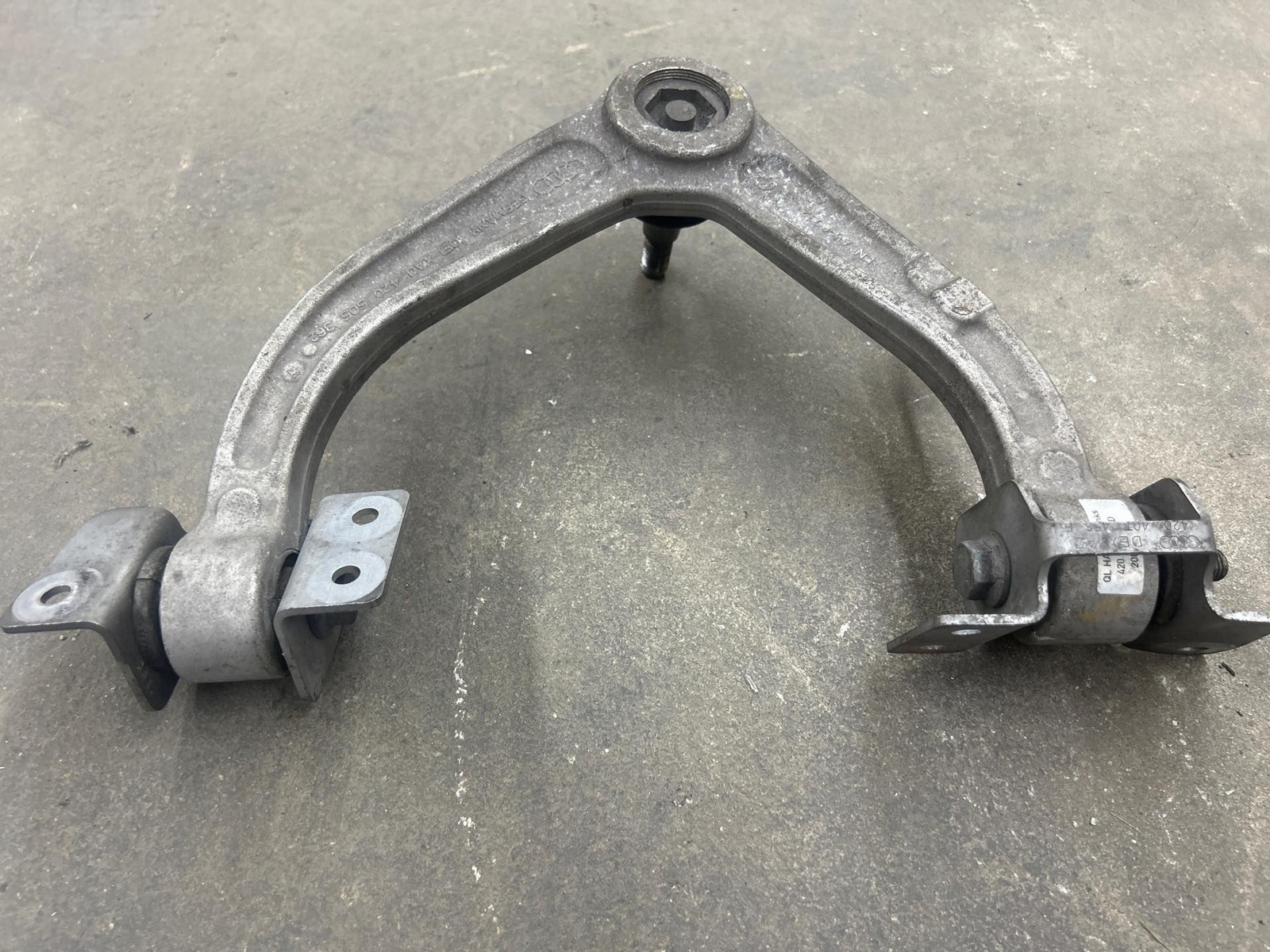 2008-2015 Audi R8 Rear Suspension Upper Control Arm LH Driver Side 420505323D (M