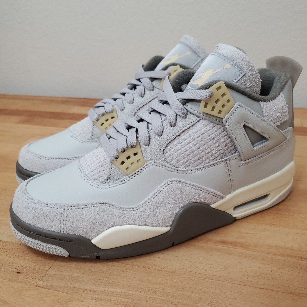 ★Nike★Jordan 4 Retro SE Craft 25cm~29cm★送料・関税込★ Nike Air Jordan 4 Retro SE Craft Photon Dust Grey Vanilla