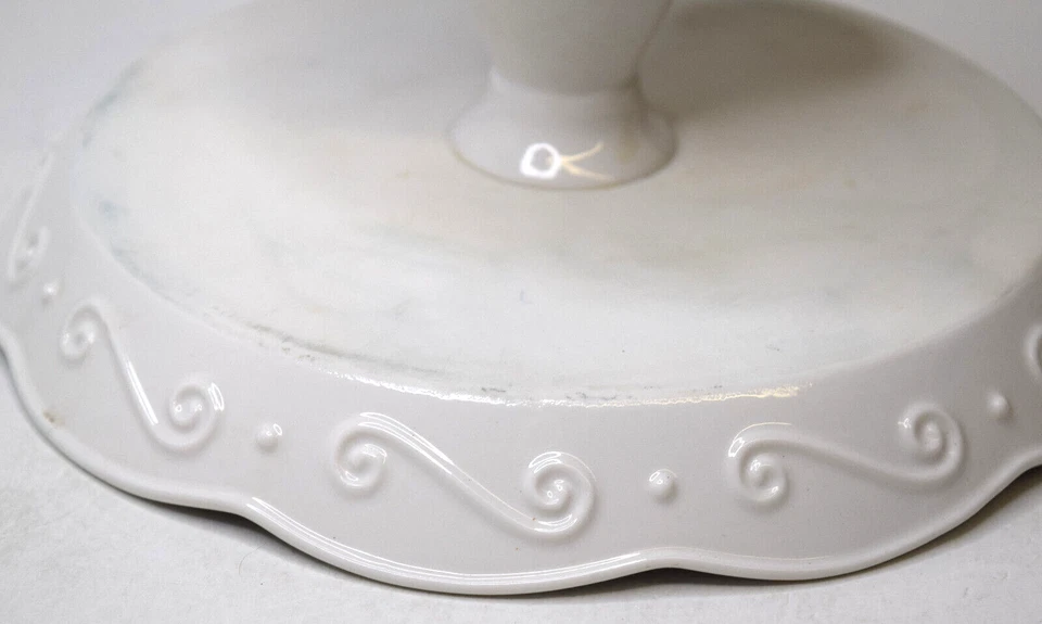 Retired PartyLite Sidewalk Cafe 5" Tall White Ceramic Pedestal Candle Holder - Image 4 of 4