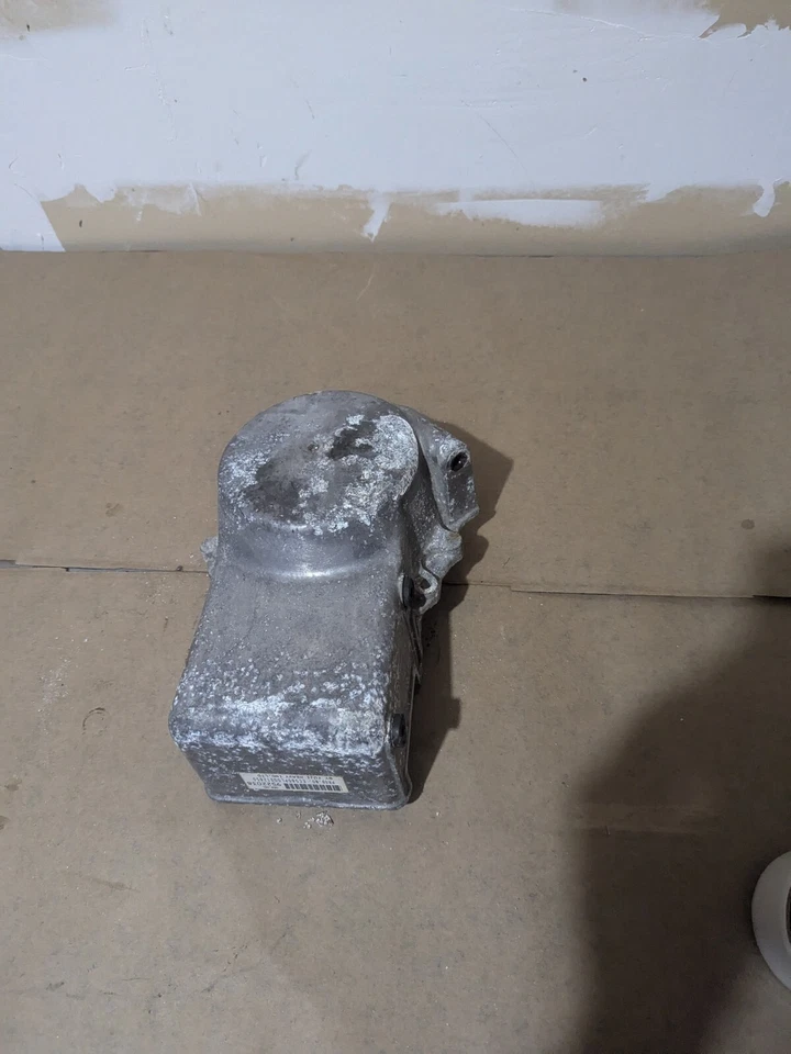 Polaris Recoil Starter Assembly 3085444 Good Used OEM 1997 XC 600 NEED NEW CORD - Image 4 of 4