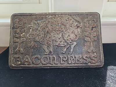1978 Vintage Taylor & Ng Bacon Press Cast Iron Wooden Handle Pig Flowers