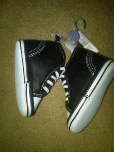 infant white tennis shoes