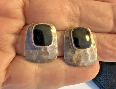 VTG Onyx Sterling Silver Earrings Hammered Artisan Handmade Studio Pierced 925