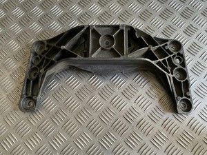 BMW 5 Touring E61 Getriebehalter 2231 6761106 3.00 Diesel 160kw 2004 20275348