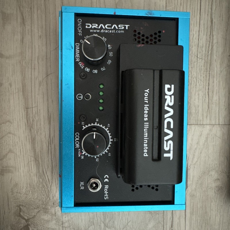 Dracast Pro Series LED160 Daylight And Indoor On-Camera Light W/ 1 Battery
