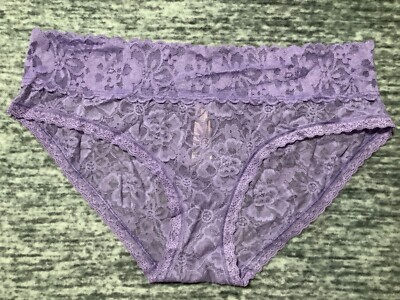 Victoria's Secret Floral Lace Hiphugger Hipster Panties Blackberry Ice L NWT