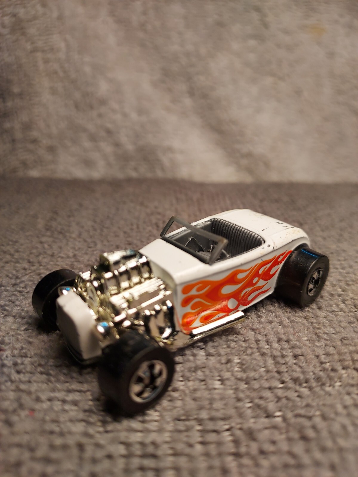 Foto 2 di 9