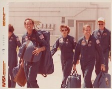 STS-41G Ellington AFB Crew Sally Ride Crippen 1984 - Original NASA Photo