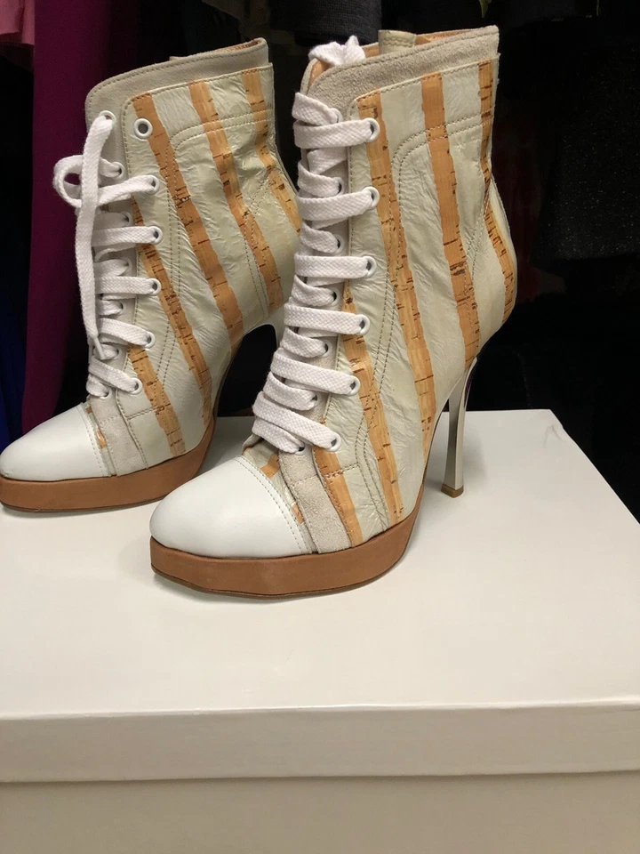 VIVIENNE WESTWOOD Leather Ankle Boots ITALY Size 36.5 UK 3.5 US 6 NEW $ 1200 - Image 4 of 4