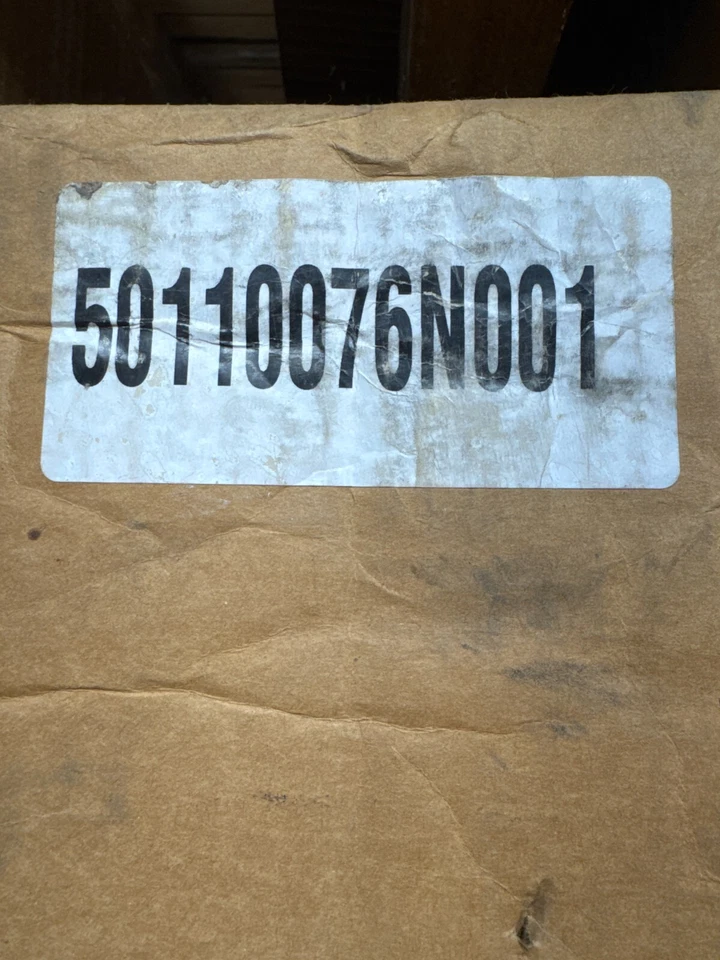 Tablero de control de aire acondicionado genuino OEM 50110076N001 Foto 2 de 2