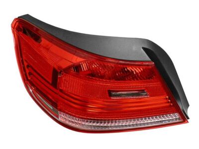 ULO 57WM15H Left Outer Tail Light Assembly Fits 2007-2010 BMW 335i Convertible