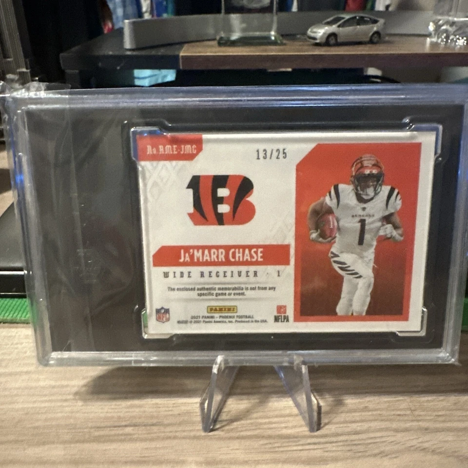 13/25 Ja’marr Chase Prime Blue 2021 Panini Phoenix Rookie Memorabilia POP 1 - Image 2 of 4