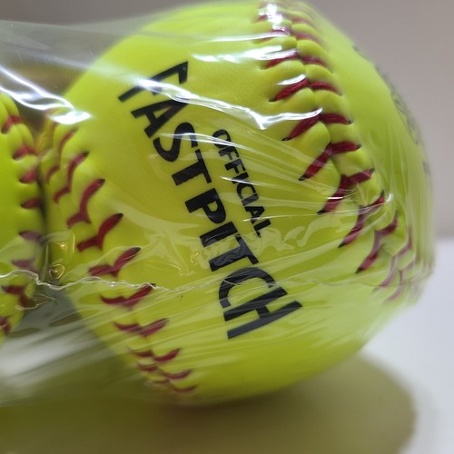 4-Pack Rawlings Fast Pitch Softballs NCAA FP12BB Recreational.Made for 12U Play. - Picture 10 of 11