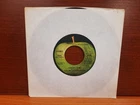 45 / Paul McCartney Wings / 1974 / Junior's Farm / Sally G / Apple 1875