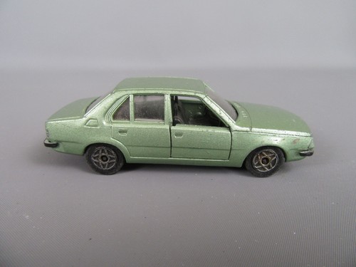 C508 Vintage 1982 Solido 1318 Francia Renault 18 R18 Verde 1:43 - Imagen 4 de 9