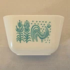 VTG Pyrex Amish Butterprint Refrigerator Dish 501B  1 1/2 Cup Great Condition
